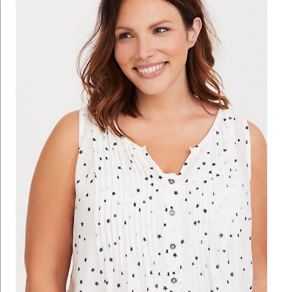 torrid Tops - Torrid - STAR PRINT DOBBY PLEAT FRONT TANK